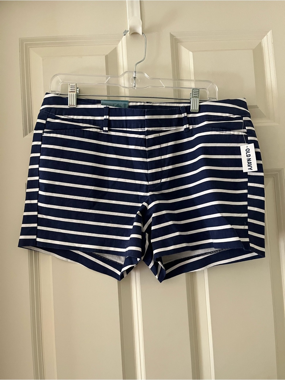 NWT Old Navy  striped mid-rise Old Navy Pixie Chino Shorts blue & white size 8